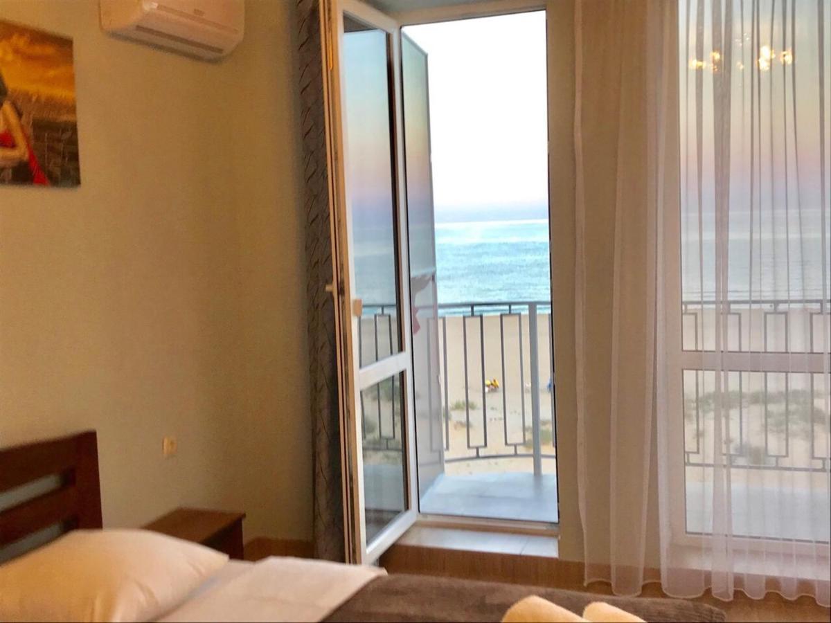 Hotel Golden Beach Zatoka Dış mekan fotoğraf