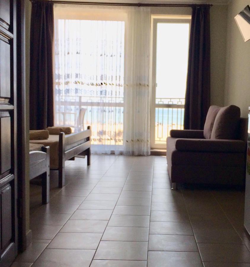 Hotel Golden Beach Zatoka Dış mekan fotoğraf