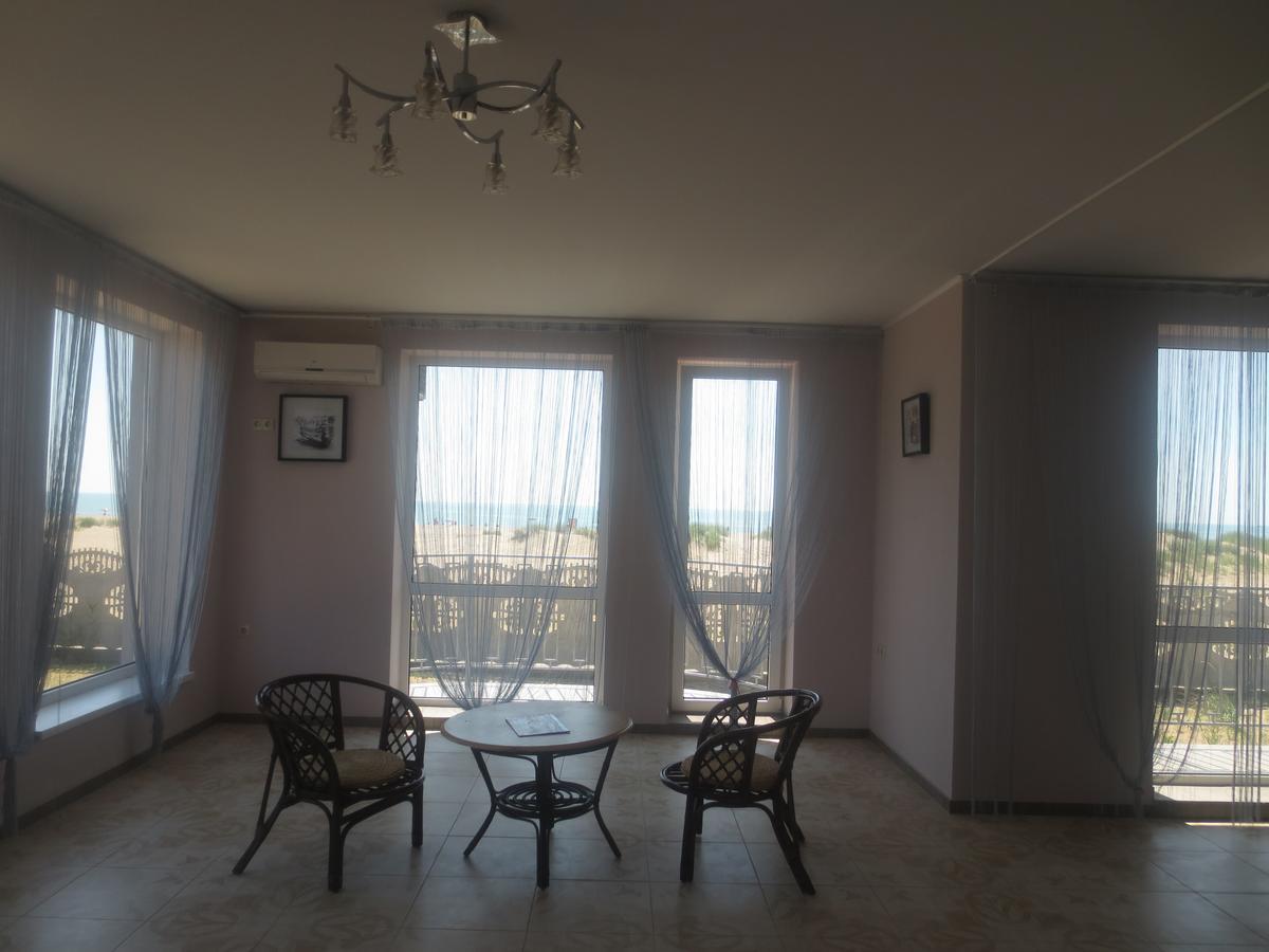 Hotel Golden Beach Zatoka Dış mekan fotoğraf