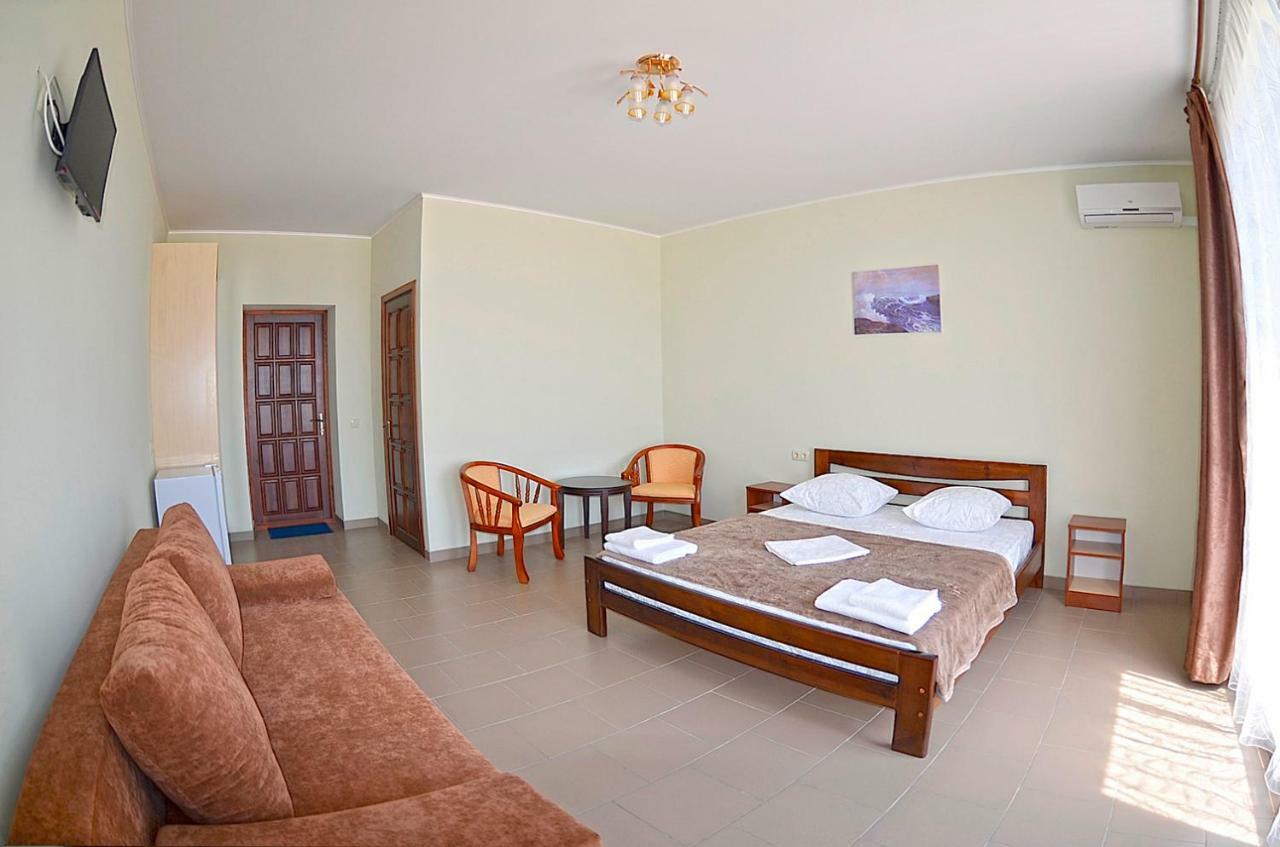 Hotel Golden Beach Zatoka Dış mekan fotoğraf