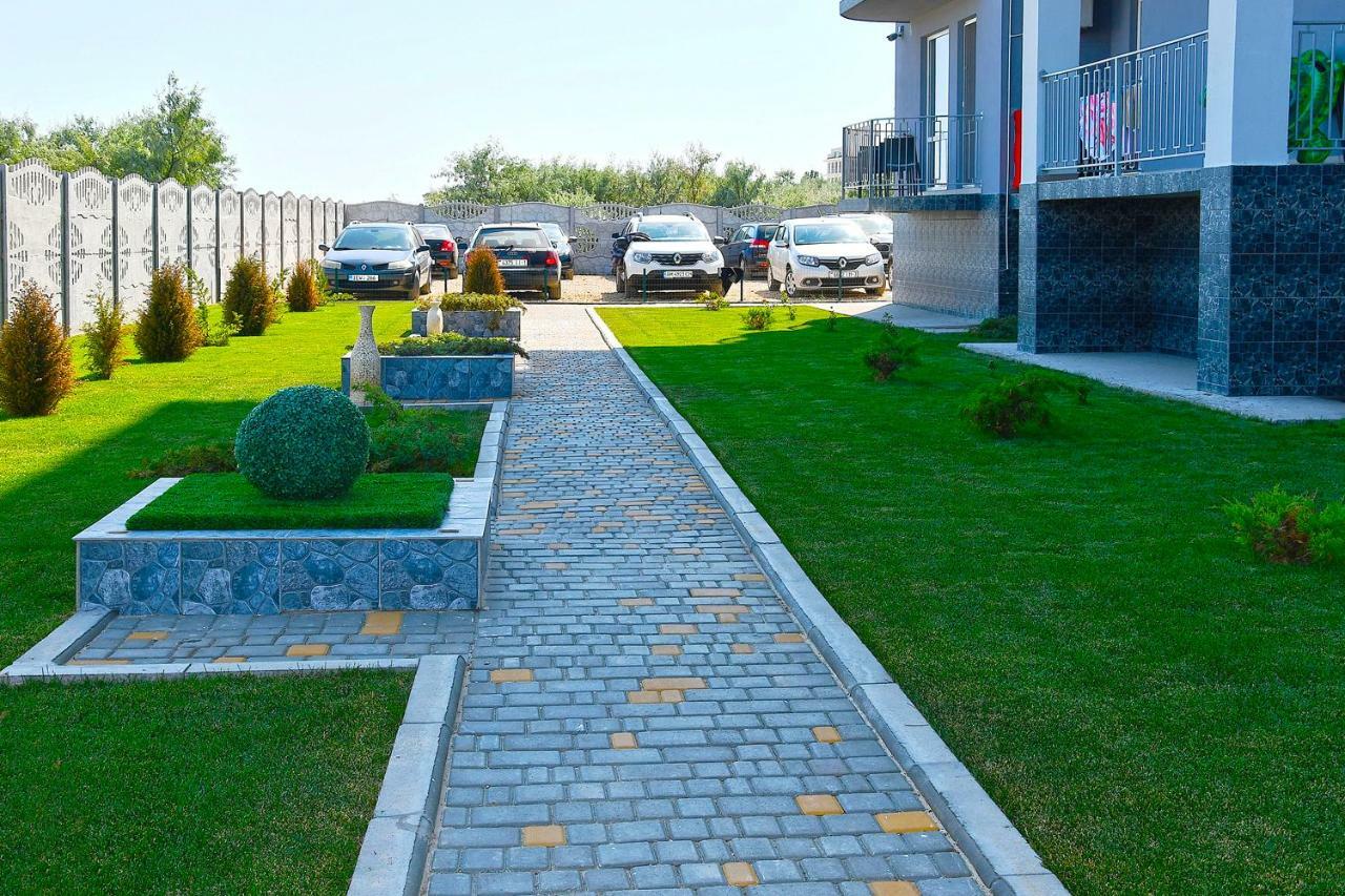 Hotel Golden Beach Zatoka Dış mekan fotoğraf