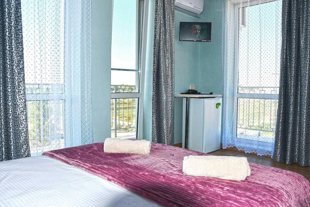 Hotel Golden Beach Zatoka Dış mekan fotoğraf