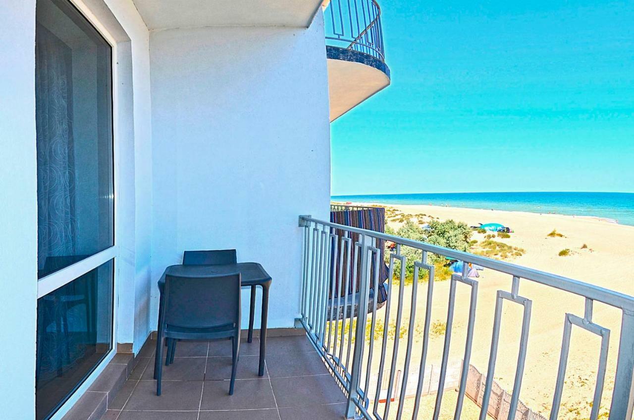 Hotel Golden Beach Zatoka Dış mekan fotoğraf