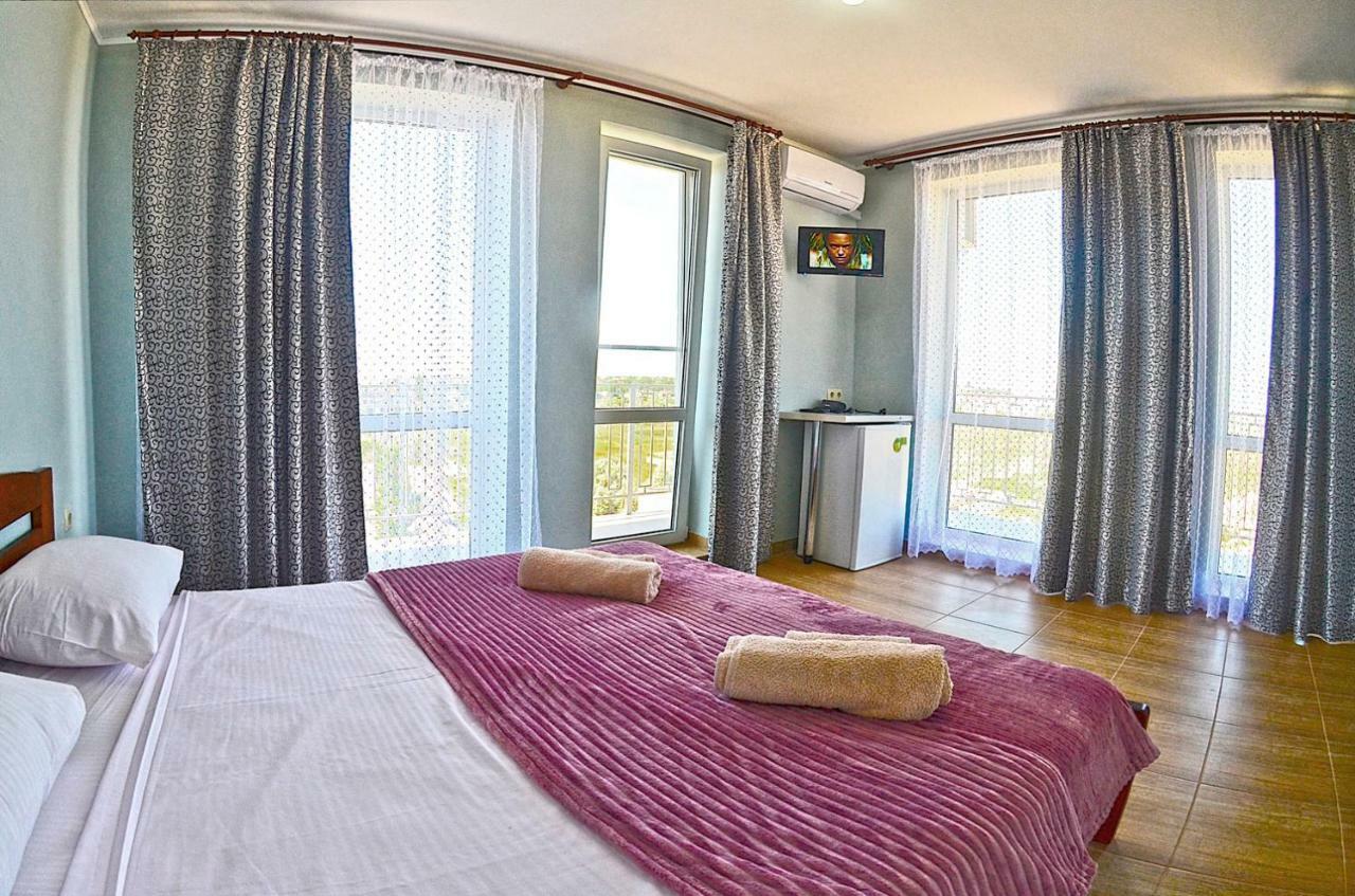 Hotel Golden Beach Zatoka Dış mekan fotoğraf