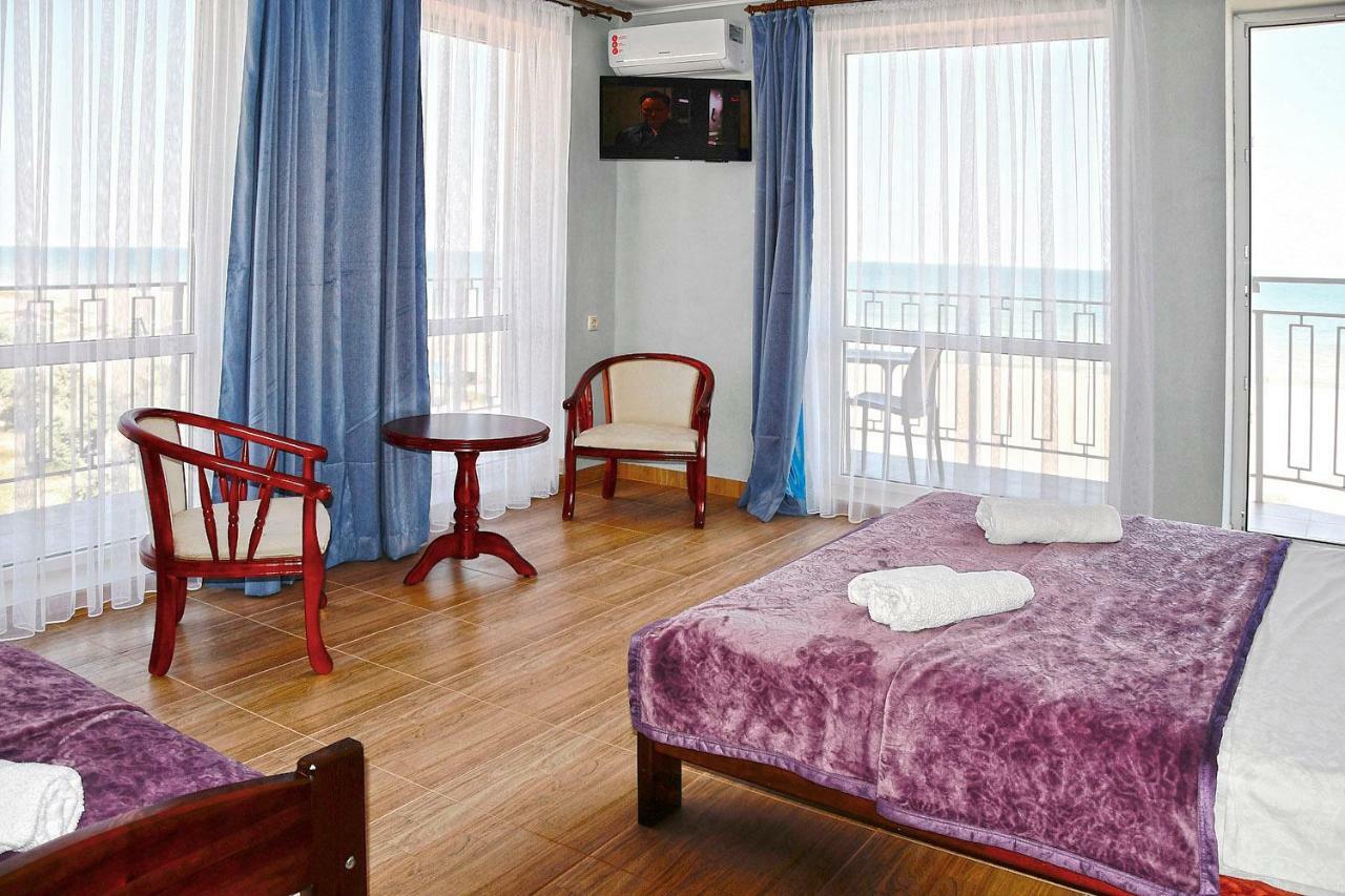 Hotel Golden Beach Zatoka Dış mekan fotoğraf