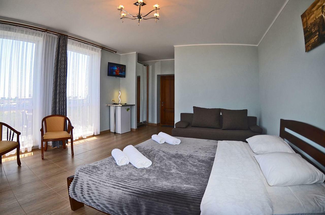 Hotel Golden Beach Zatoka Dış mekan fotoğraf